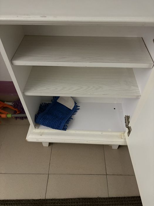 Шкаф с дверью новый