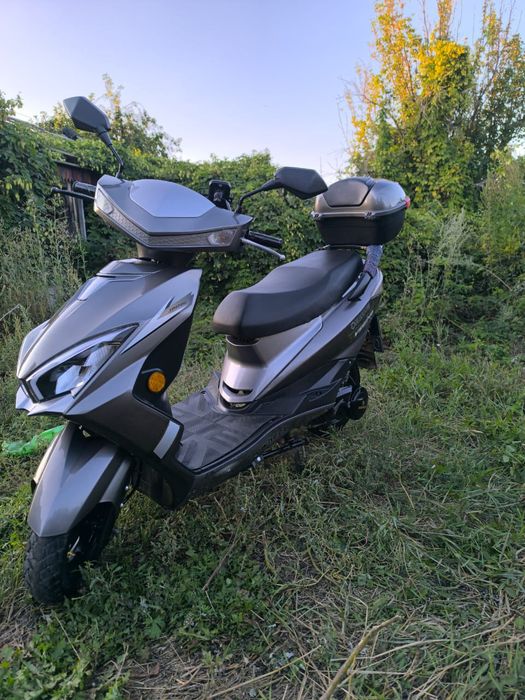 Продам скутер 150сс