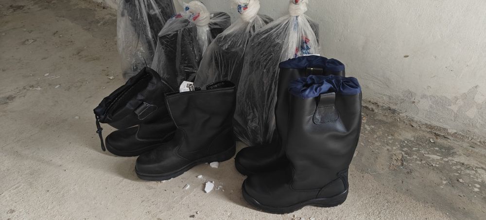 Сапоги зимние летние