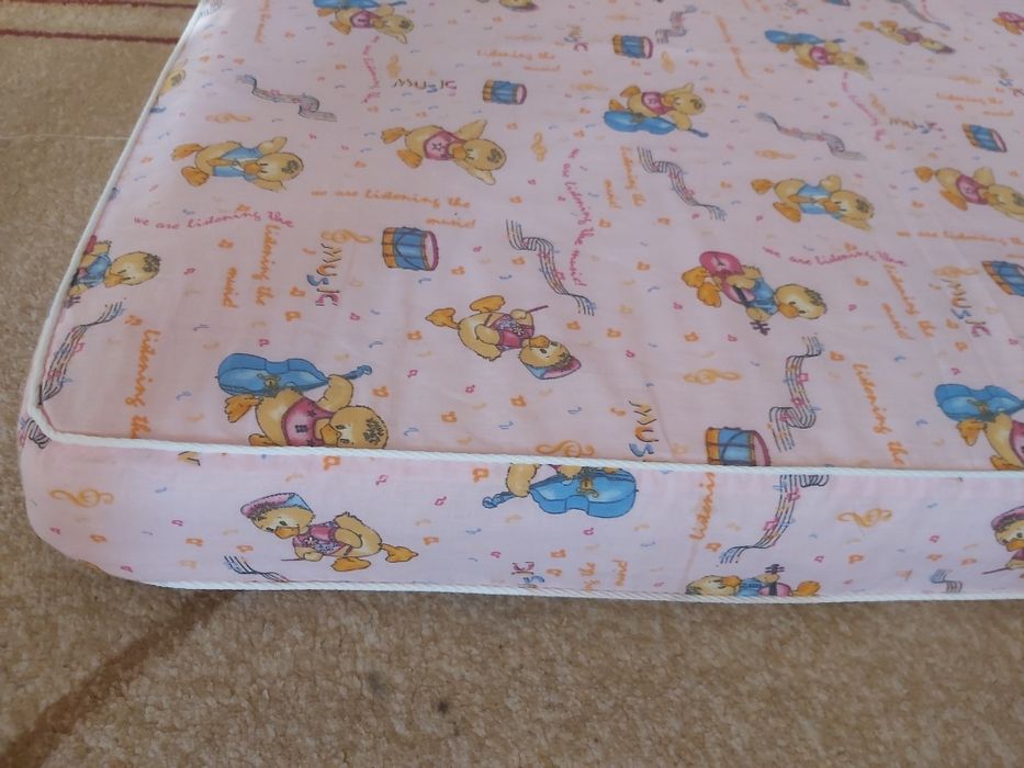 Матрасик в детскую кроватку
