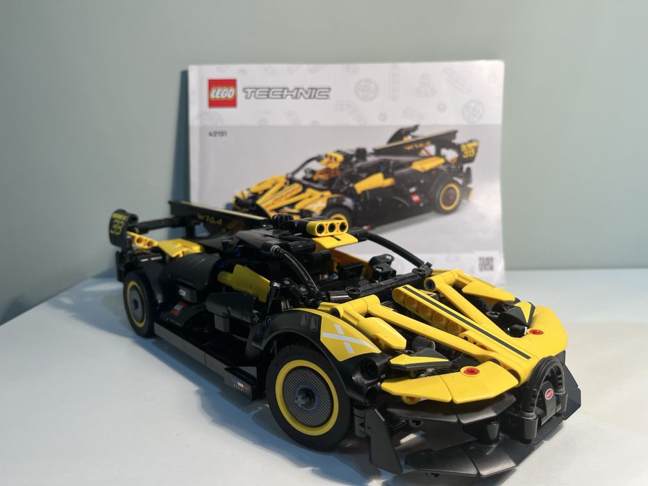 Лего Техник бугатти болид [42151 ] lego technic bugatti bolide