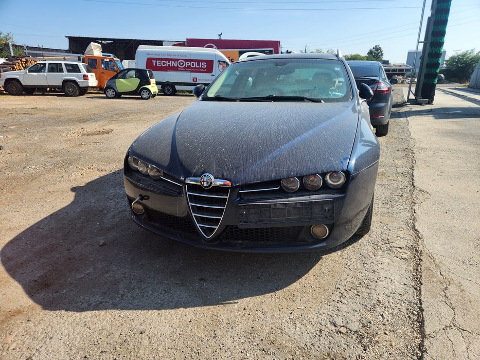 За части Alfa Romeo 159sw 2.0 jtd 2009 годиан за части