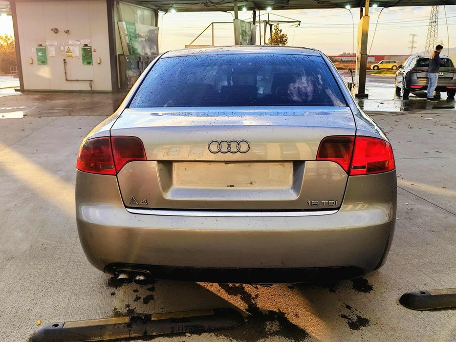 Vând Audi A4 B7 1.9 TDI