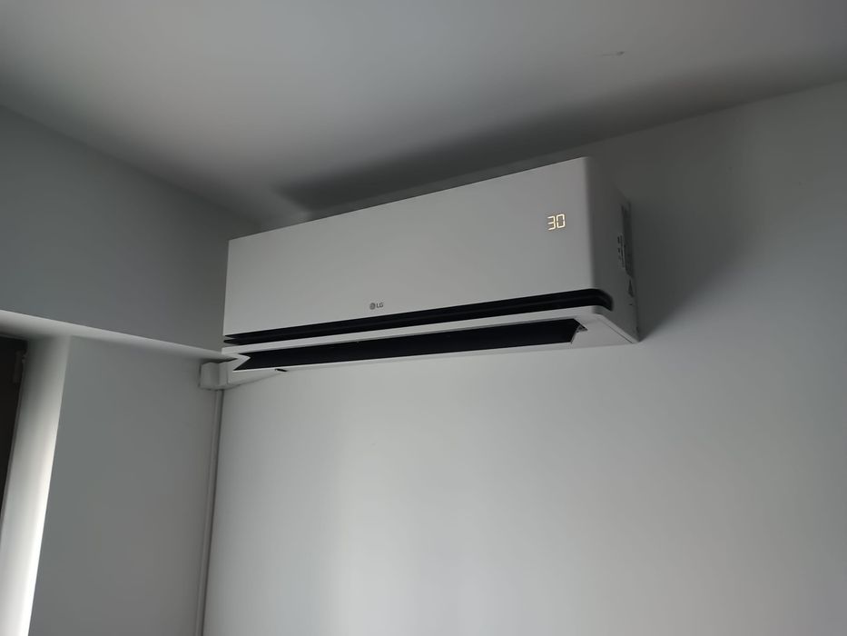 Montaj Aer Conditionat, incarcare cu freon, igienizare si reparatii