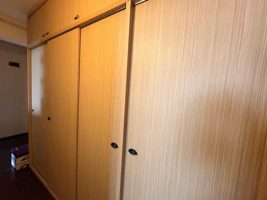 Dulapuri executate la comandă – PAL, stare foarte bună