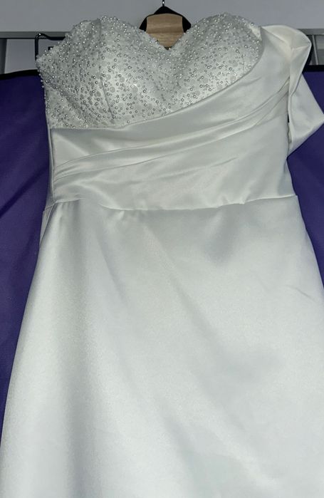 Rochie mireasa corset