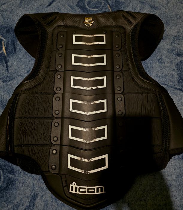 Протектор за гръб Icon