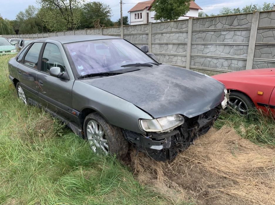 Motor 2.2 diesel/ piese / roti al pe 17