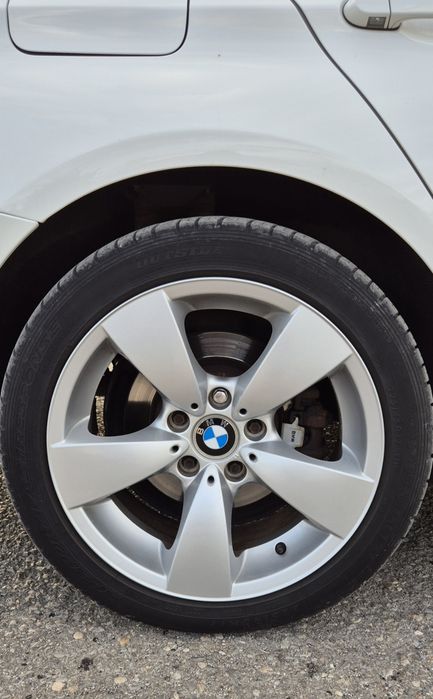 Джанти за bmw 17 цола с гуми Dunlop
