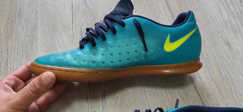 Adidași Nike Magistax mărimea 43