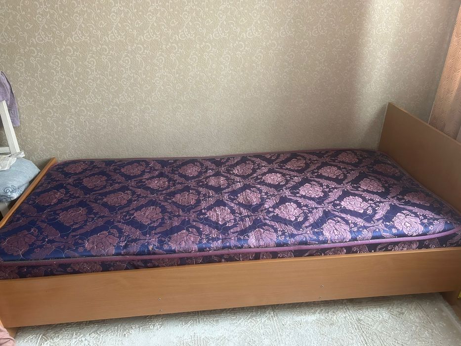 Продам матрас для кровати