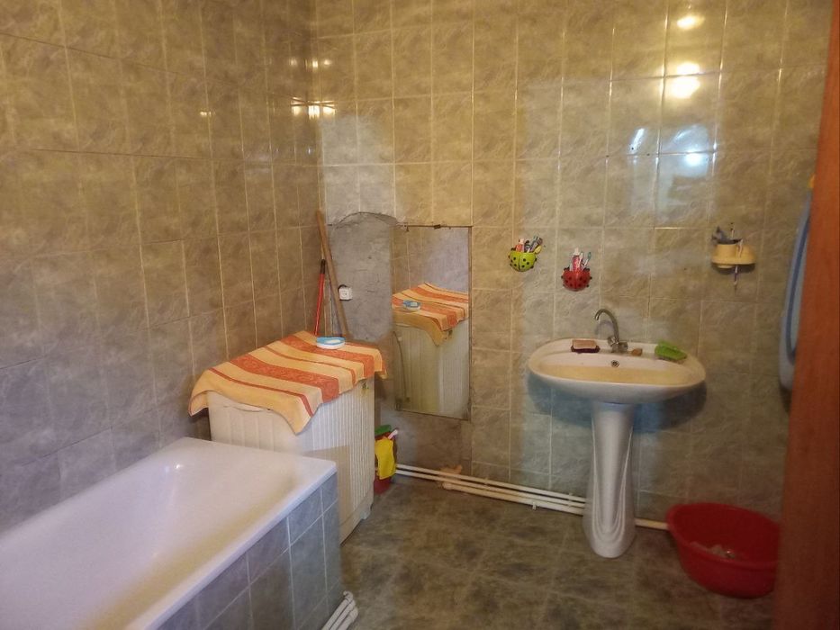 4 сотих 6 хона 2 каватли ховли сот.ди,Яшнобод,Янгиобод,Бехизор,165000$