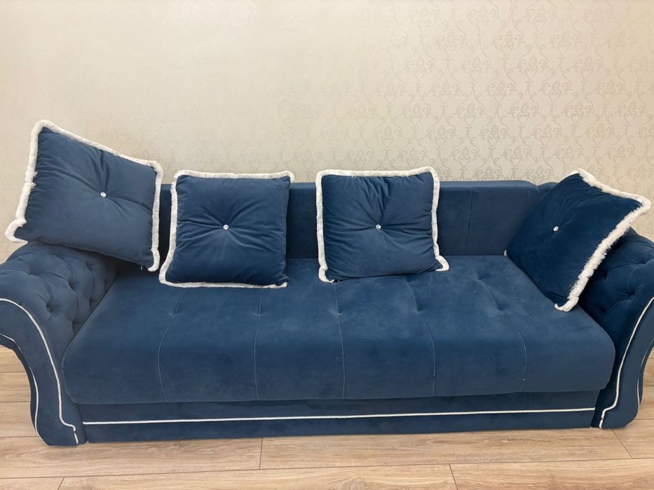 Продам диван срочно торш