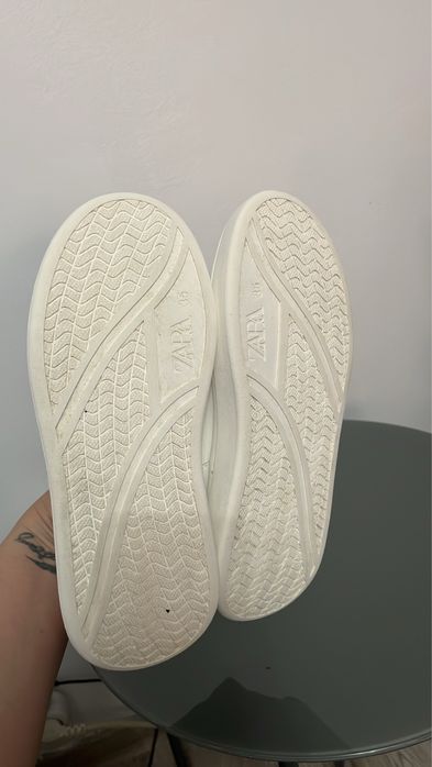Adidasi  baiat zara 35