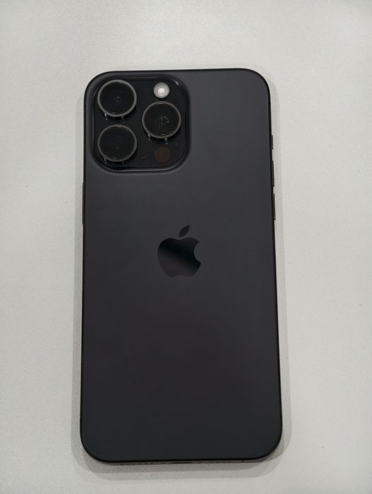 Продам или обменяю iPhone 15 pro max