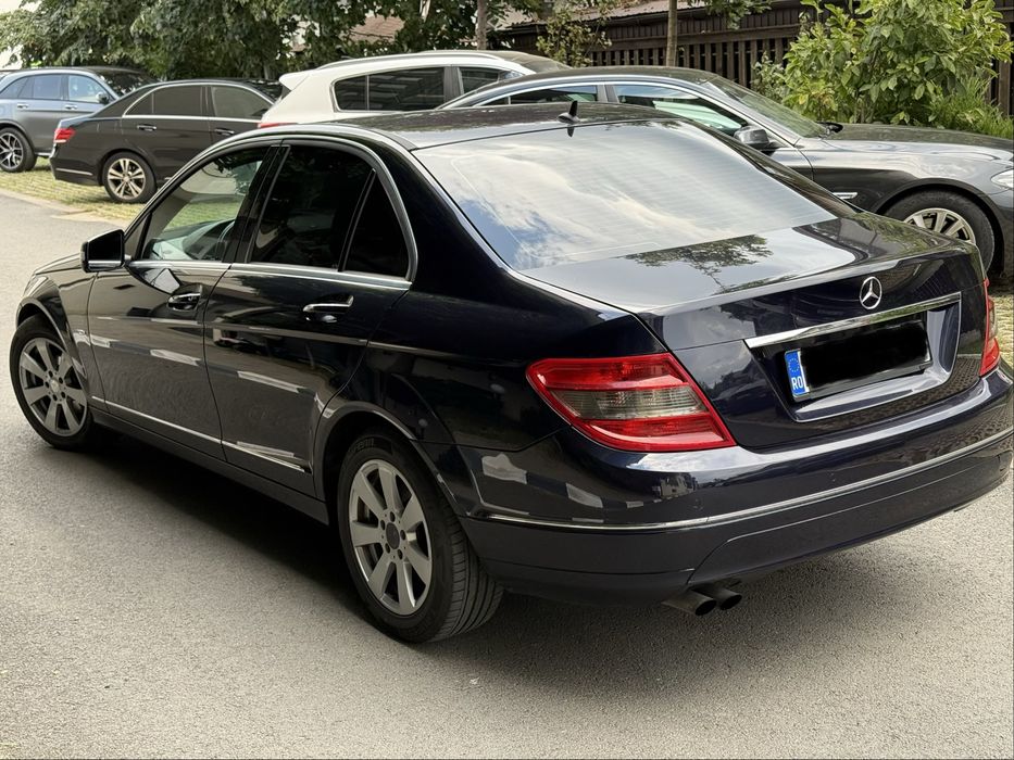 MERCEDES-BENZ C-Class 2010 — imagine 4