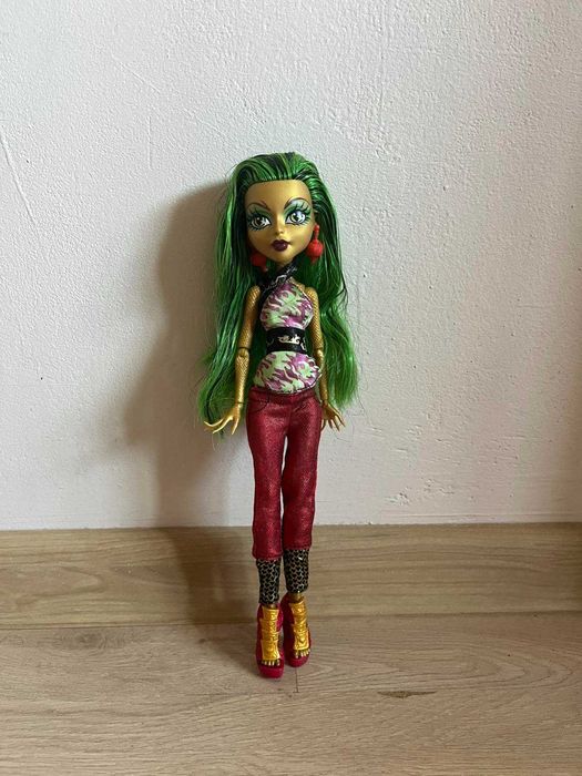 Кукла монстър хай monster high