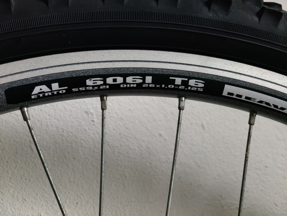 Капли 26 цола, комплект предна и задна