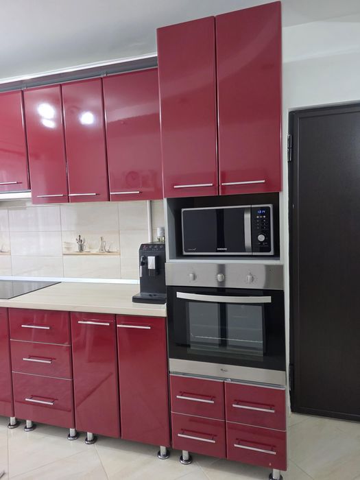 Vând mobilă de bucătărie