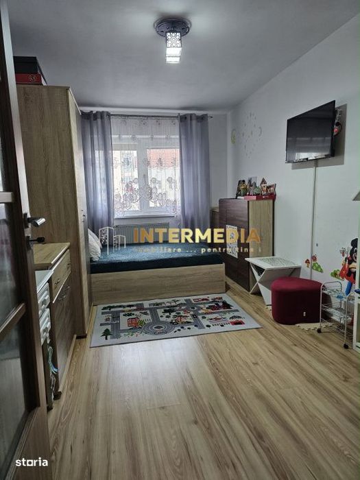 Apartament 3 camere CETATE Bulevard Etaj3 Renovat Total Mobilat Beci P