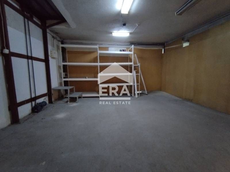 Дава се под наем Магазин в Хасково, Център - 126 кв.м за 612 € - Снимка #5