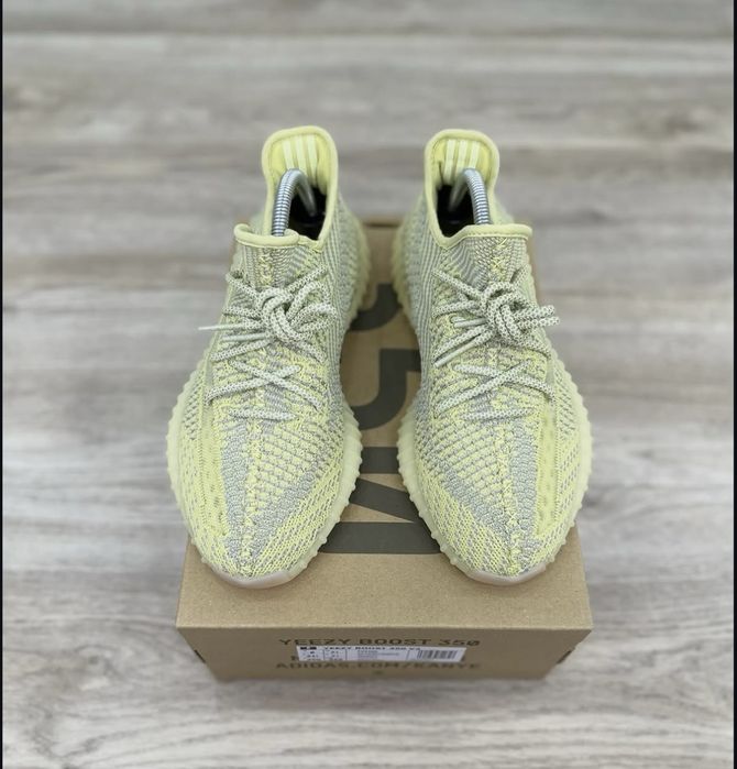 Yeezy boost 350.