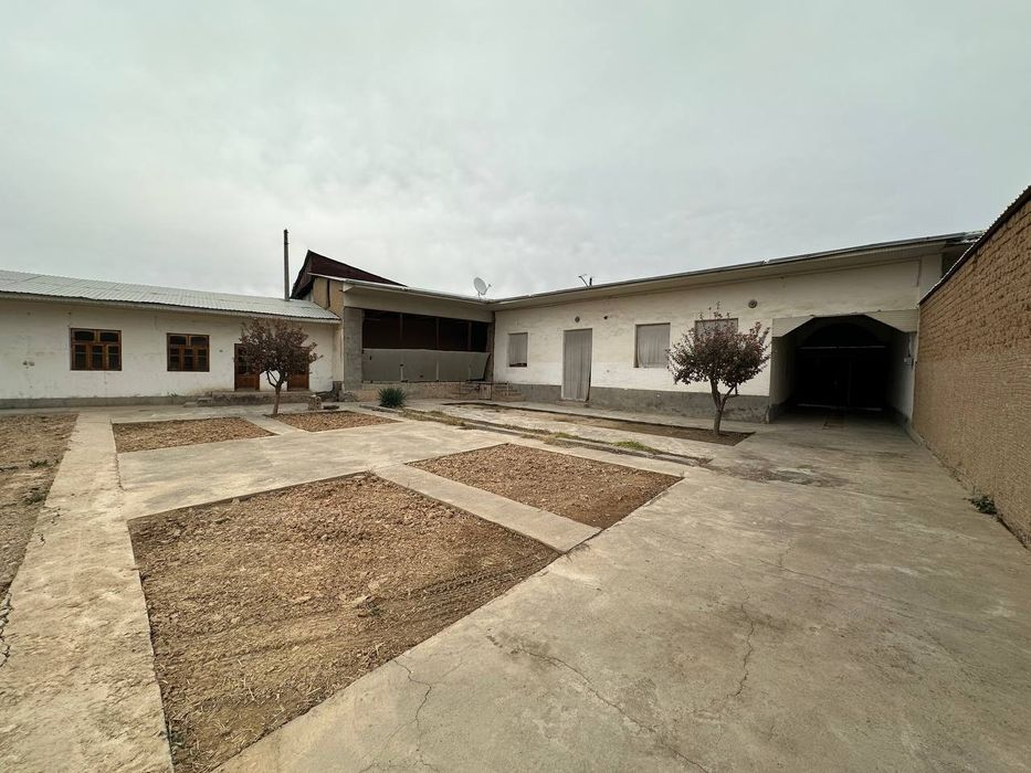 Продаётся участка на Хасанбой