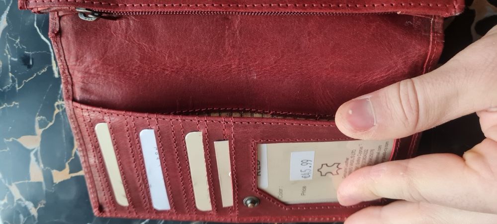 НОВО дамско портмоне 100% ЕСТЕСТВЕНА КОЖА