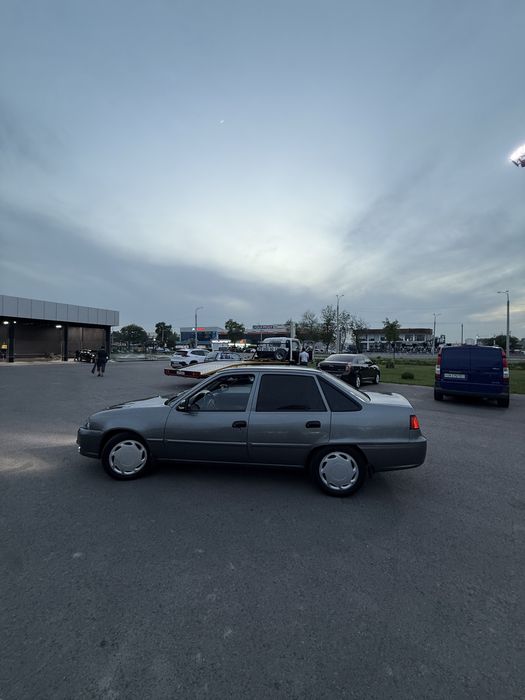 Nexia 2 1.6L sotiladi Yili:2015