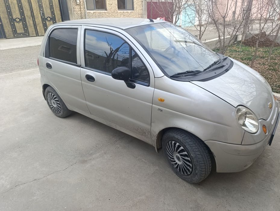 Matiz sotiladi pol luks benzin metanda ishlaydi mayor xadavoy qilingan