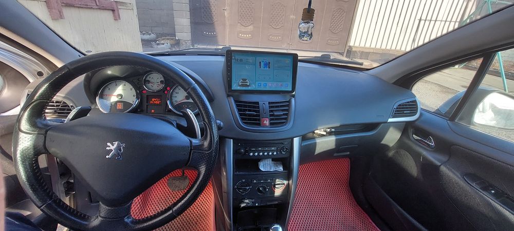 Продам или обмен пежо 207