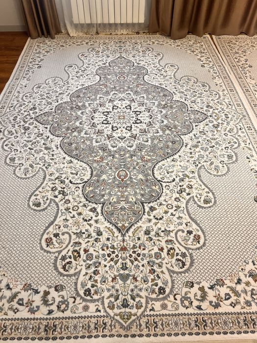 Продам два ковра