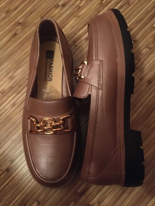 Женские лоферы 37 р