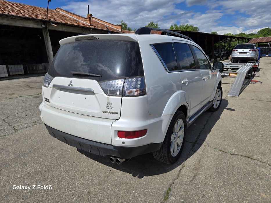 Мицубиши Аутлендър 2.2 дизел 177 к.с. НА ЧАСТИ./Mitsubishi outlander