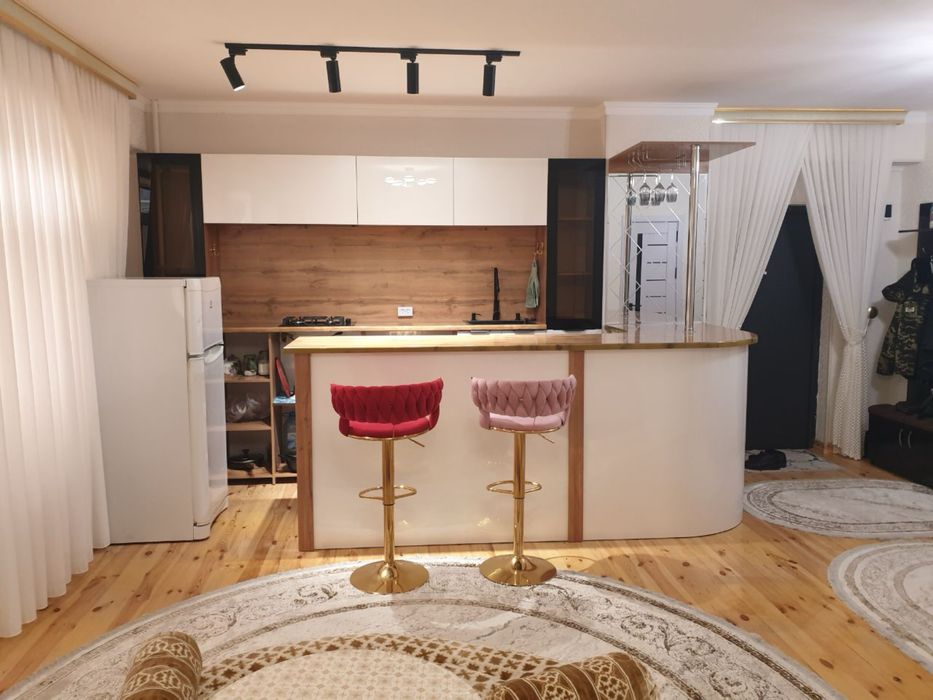 Евроремонт квартира барча жихозлари билан сотилади