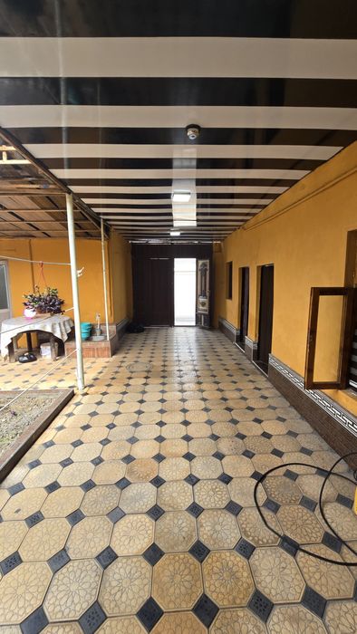 Фасад 22 метра ,угловой дом 3 сотка 8 комнат с ремонтом