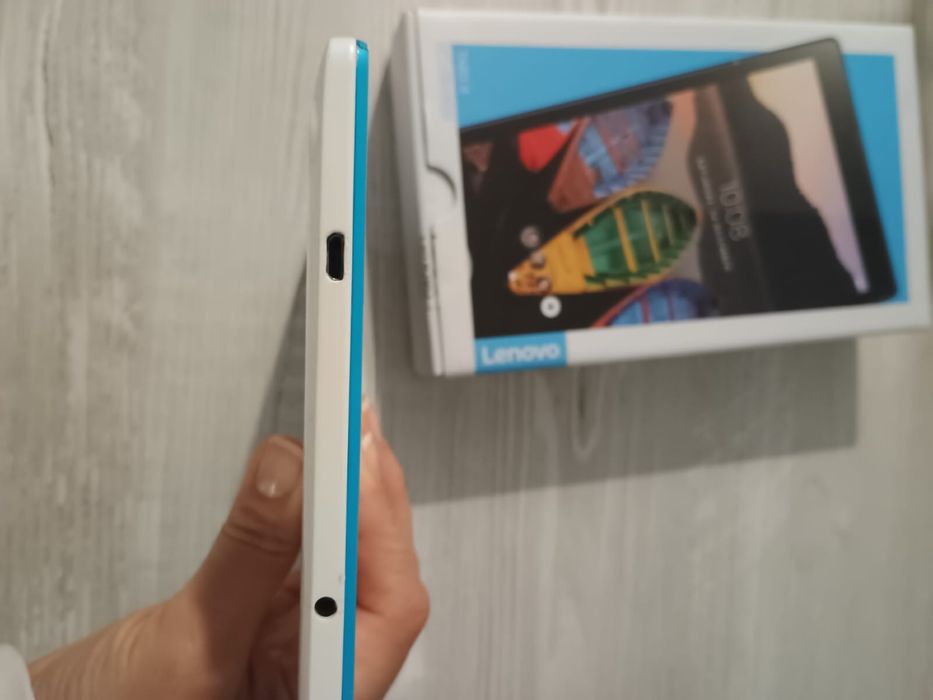 Tableta  Lenovo Tab 3 TB3-850F