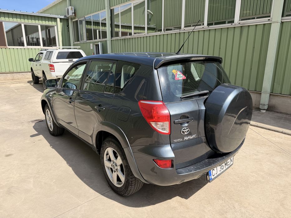 Vand Toyota Rav 4