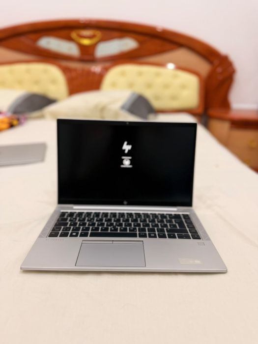 Laptopuri HP SI LENOVO think pad