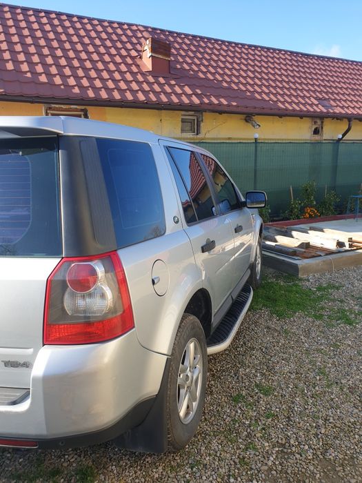 Land Rover Freelander 2,
