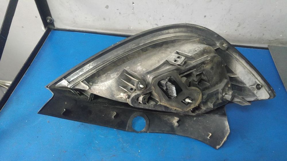 stop dreapta opel astra h 24-451-837