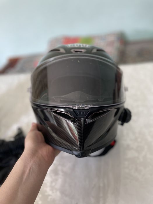 Шлем агв agv черный. С гарнитурой в идеальном состоянии