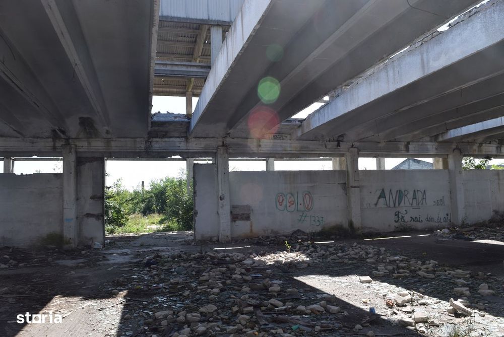 Proprietar vand teren și fabrica -Deta-Timis Oportunitate! Investitie!
