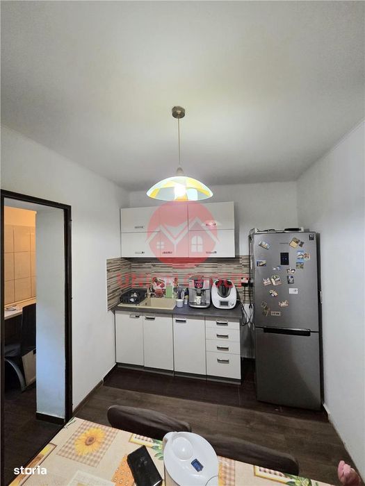 Apartament 3 Camere, Spatios, Parter, Zona Far