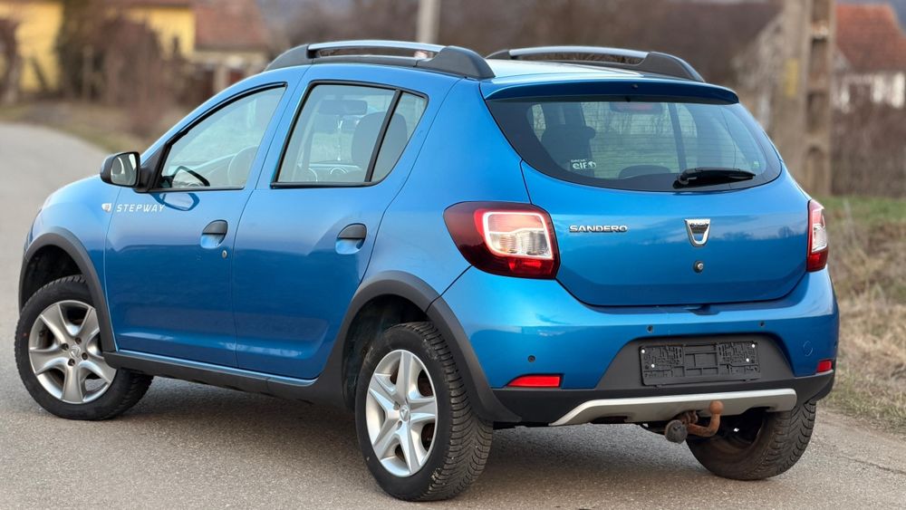Vând Dacia sandero stepway