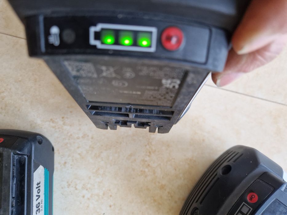 Bosch GBA 36 V / 4,0 Ah , PBA 36V/ 2,0 Ah