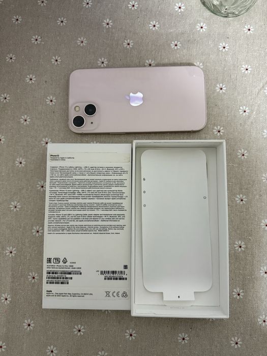 Айфон 13 розывый цвет оригинал