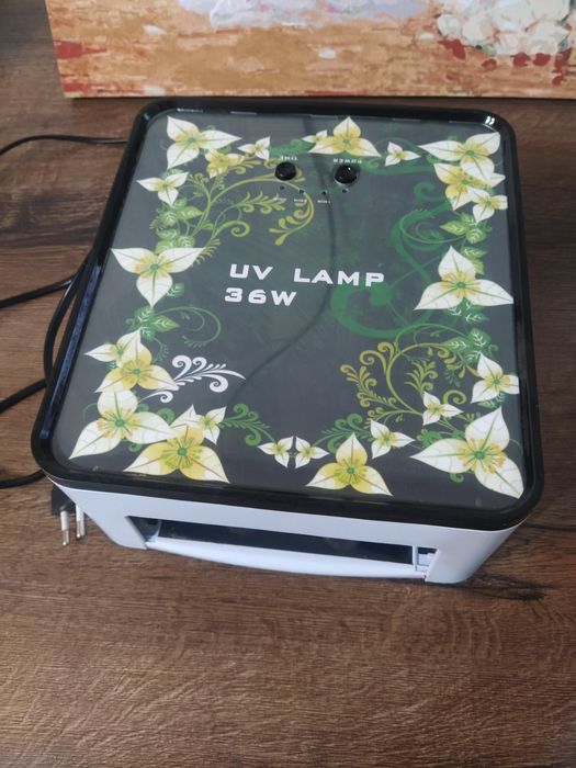Продам UV лампу 5000 тг.