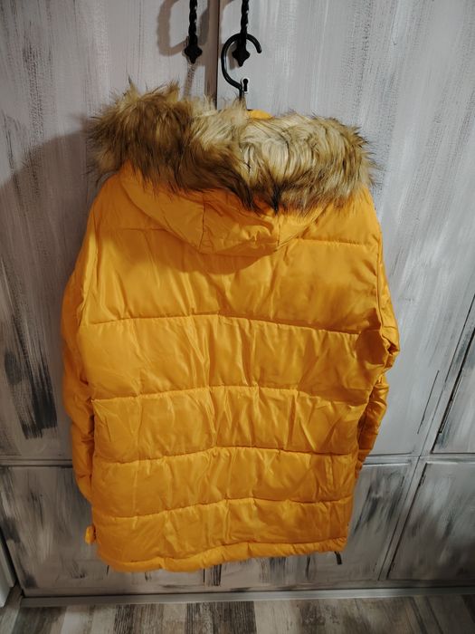 Зимно яке с качулка