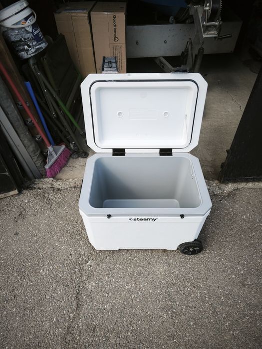 Lada frigorifica pasiva Steamy Marine 45
Roller, 45 litri, alb